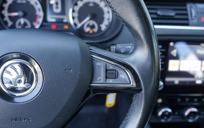 Skoda Octavia cena 49900 przebieg: 158600, rok produkcji 2017 z Łódź małe 497